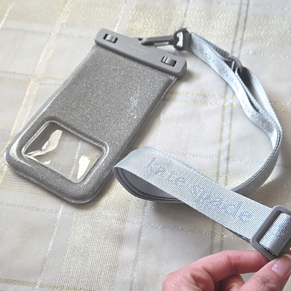 Kate Spade Silver Floating Phone Case - Picture 7 of 14